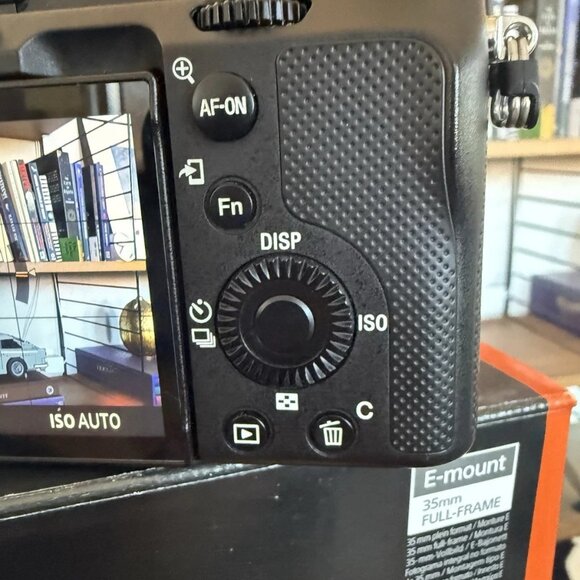 SONY a7c ILCE-7CL Black With Box Body Only - Picture 8 of 8